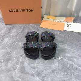 Picture of Louis Vuitton Slippers _SKULVsz35-40YY0408405